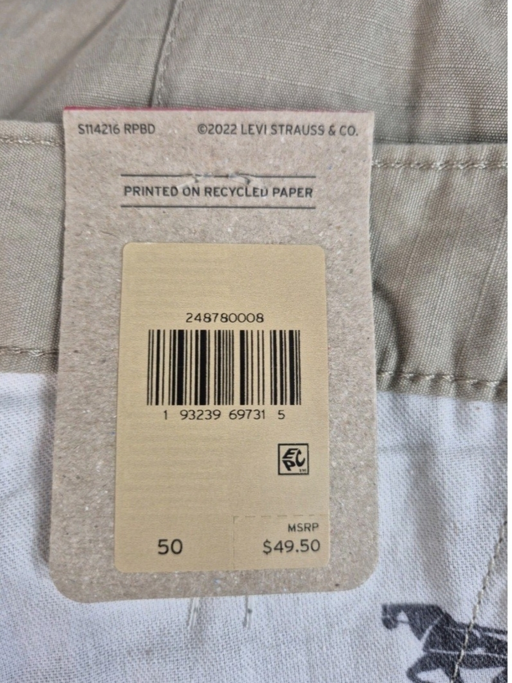 Levi’s Mens Shorts Size 50 Carrier Cargo Shorts Khaki Knee Length Cotton NWT 40 - Picture 11 of 15